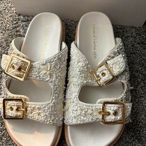 House of Harlow 1960 Cream Floral Sandals